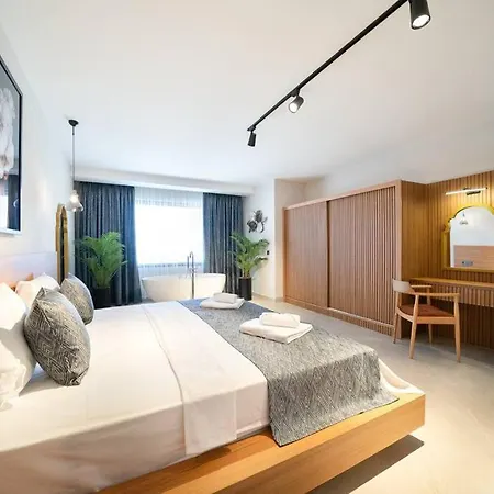 Sleeps 2 Modern With Private Pool Awz 272 *