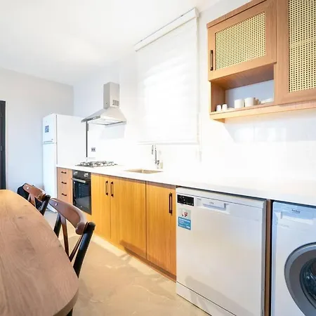 Sleeps 2 Modern With Private Pool Awz 272 Villa